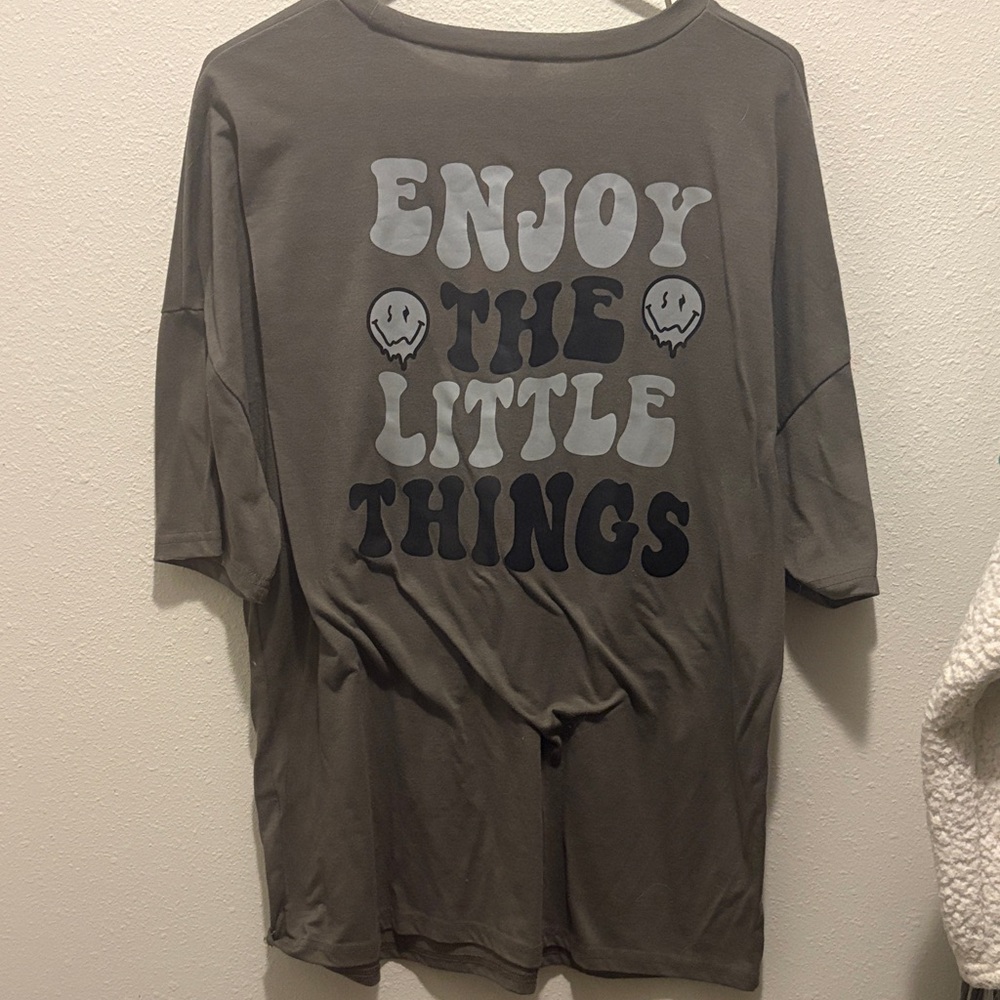 Graphic Tee - Gray